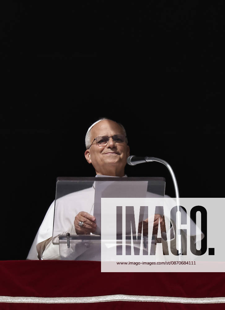 Vatican City - POPE LEO XIV delivers Angelus prayer in St. Peter s Square at the Vatican.. EvandroInetti_via ZUMA Wire Vatican City State - ZUMAi15_ 20261025_zaf_i15_007