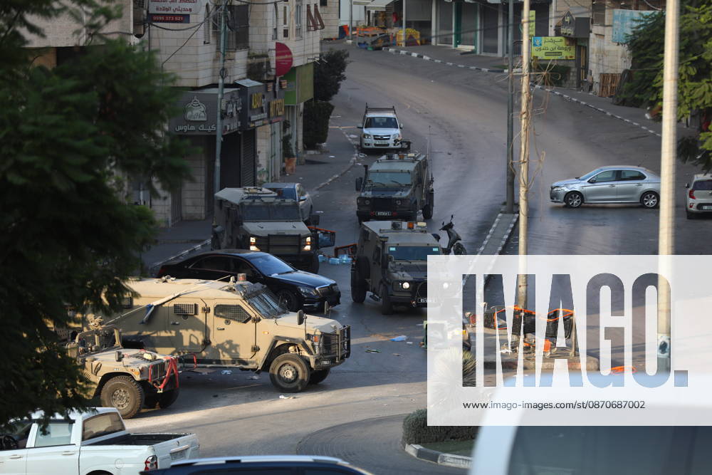 Strict security measures enforced in Hebron s Deir Bahha neighborhood HEBRON, WEST BANK, PALESTINE - OCTOBER 25: Israeli soldiers enforce strict security measures and maintain a military blockade in the Deir Bahha neighborhood of Hebron, West Bank, Palestine on October 25, 2026. The wide-scale military operation entered its third day following an armed attack at an Israeli military checkpoint in the Farsh al-Hawa area at the city s northwestern entrance on October 23, with troops sealing off roads and patrolling residential areas where the two Palestinian suspects involved in the incident lived. Wisam Hashlamoun Anadolu Hebron West Bank. Editorial use only. Please get in touch for any other usage.