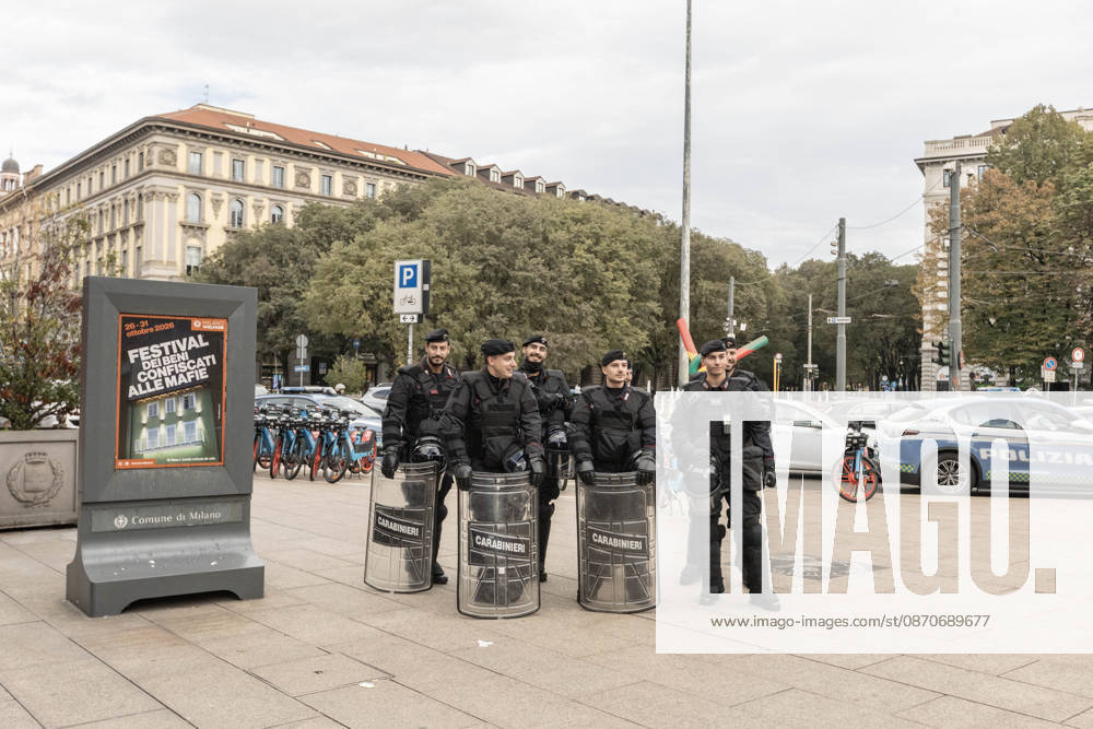Carabinieri in riot gear at the Milan Cadorna railway station, shortly before a potential unauthorized demonstration. The event takes place the weekend following protests against the high cost of livingâ€protests that escalated into urban guerrilla warfare, resulting in the looting of shops and damage to entire streets. Milan Italy - ZUMAc276 20261025_zip_c276_003