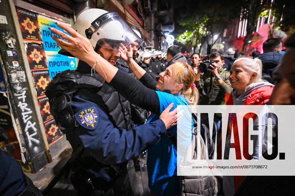 Citywide euphoria breaks out in Belgrade as former president Aleksandar VuÄić admits defeat on the night of the Serbian elections on 25 October, 2026 Belgrade Serbia - ZUMAa256 20261025_zip_a256_032