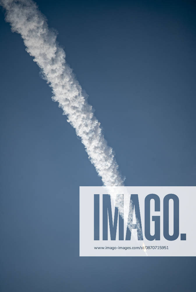 A Long March-8A carrier rocket carrying the 28th group of low-orbit internet satellites blasts off from the Hainan Commercial Spacecraft Launch Site on October 25, 2026 in Wenchang, Hainan Province of China. The rocket lifted off at 10:03 a.m. (Beijing Time) from the Hainan commercial spacecraft launch site. The payloads, the 28th group of low-orbit internet satellites, entered the designated orbit.