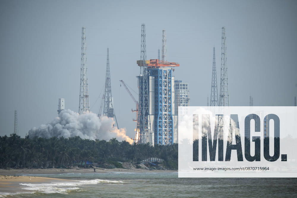 A Long March-8A carrier rocket carrying the 28th group of low-orbit internet satellites blasts off from the Hainan Commercial Spacecraft Launch Site on October 25, 2026 in Wenchang, Hainan Province of China. The rocket lifted off at 10:03 a.m. (Beijing Time) from the Hainan commercial spacecraft launch site. The payloads, the 28th group of low-orbit internet satellites, entered the designated orbit.