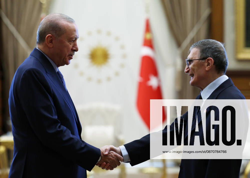 Turkish President Recep Tayyip Erdogan ANKARA, TURKIYE - OCTOBER 26: (---- - MANDATORY CREDIT - TURKISH PRESIDENCY MURAT CETINMUHURDAR HANDOUT - NO MARKETING NO ADVERTISING CAMPAIGNS - DISTRIBUTED AS A SERVICE TO CLIENTS----) Turkish President Recep Tayyip Erdogan receives Nobel laureate Professor Aziz Sancar in Ankara, Turkiye, on October 26, 2026. TUR Presidency Murat Cetinmuhurdar Handout Anadolu Ankara Turkey. Editorial use only. Please get in touch for any other usage.