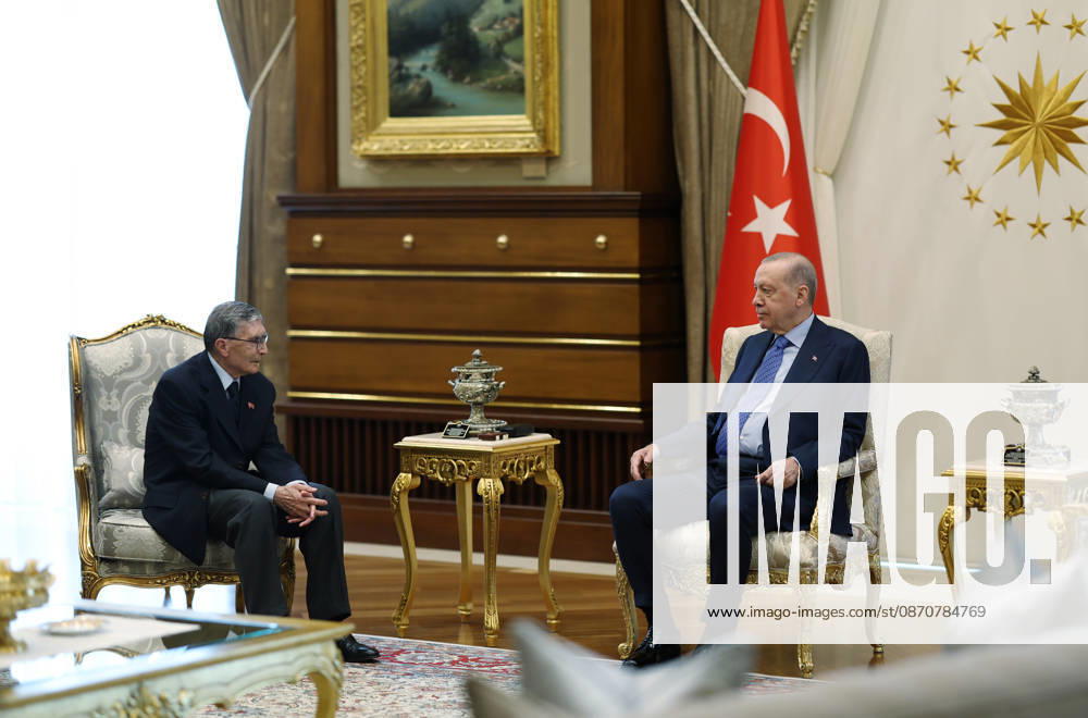 Turkish President Recep Tayyip Erdogan ANKARA, TURKIYE - OCTOBER 26: (---- - MANDATORY CREDIT - TURKISH PRESIDENCY MURAT CETINMUHURDAR HANDOUT - NO MARKETING NO ADVERTISING CAMPAIGNS - DISTRIBUTED AS A SERVICE TO CLIENTS----) Turkish President Recep Tayyip Erdogan receives Nobel laureate Professor Aziz Sancar in Ankara, Turkiye, on October 26, 2026. TUR Presidency Murat Cetinmuhurdar Handout Anadolu Ankara Turkey. Editorial use only. Please get in touch for any other usage.