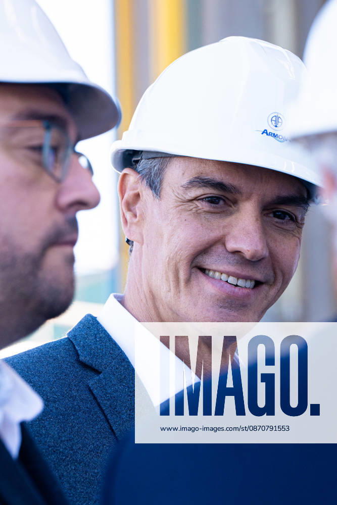 Sánchez Visits the Armón Shipyard and Baleària’s G034 Ferry in Gijón Prime Minister Pedro Sánchez during a visit to the Armón Shipyard on October 26, 2026, in Gijón, Asturias, Spain. Sánchez visited the shipyard to see Baleària’s G034 ferry firsthand, the shipping company’s first 87-meter-long aluminum high-speed catamaran ferry with 100% electric propulsion, equipped with a high-capacity battery system, October 26, 2026, Spain