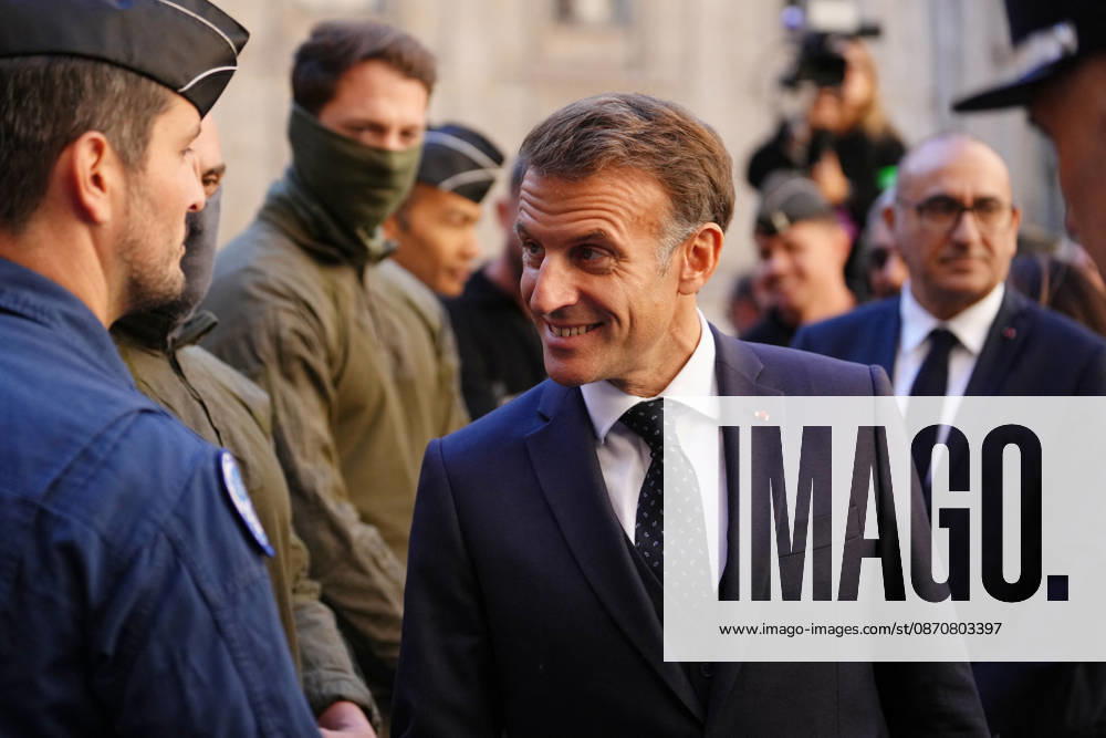 President Macron visits Marseille a Week After the Riots - France French President Emmanuel Macron meets with the police force in Marseille, France, Monday, October 26, 2026, during a visit to notice the return of republican order after the violence and looting that punctuated the citizen mobilization of October 17, 2026. Protests by high school students over learning conditions sparked a movement that has since spread nationwide, fuelled by broader anger over the rising cost of living. Photo by Aurelien Morissard Pool ABACAPRESS.COM Marseille France