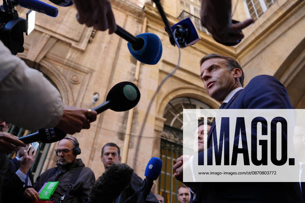 President Macron visits Marseille a Week After the Riots - France French President Emmanuel Macron addresses the media in Marseille, France, Monday, October 26, 2026, during a visit to notice the return of republican order after the violence and looting that punctuated the citizen mobilization of October 17, 2026. Protests by high school students over learning conditions sparked a movement that has since spread nationwide, fuelled by broader anger over the rising cost of living. Photo by Aurelien Morissard Pool ABACAPRESS.COM Marseille France