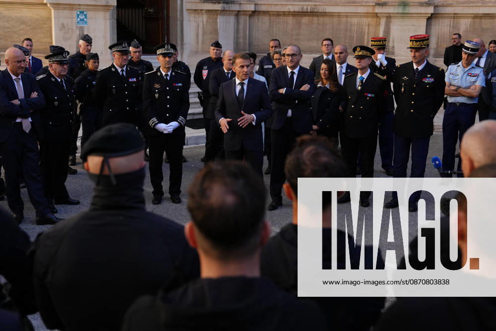 President Macron visits Marseille a Week After the Riots - France French President Emmanuel Macron meets with the police force at the prefecture in Marseille, France, Monday, October 26, 2026, during a visit to notice the return of republican order after the violence and looting that punctuated the citizen mobilization of October 17, 2026. Protests by high school students over learning conditions sparked a movement that has since spread nationwide, fuelled by broader anger over the rising cost of living. Photo by Aurelien Morissard Pool ABACAPRESS.COM Marseille France