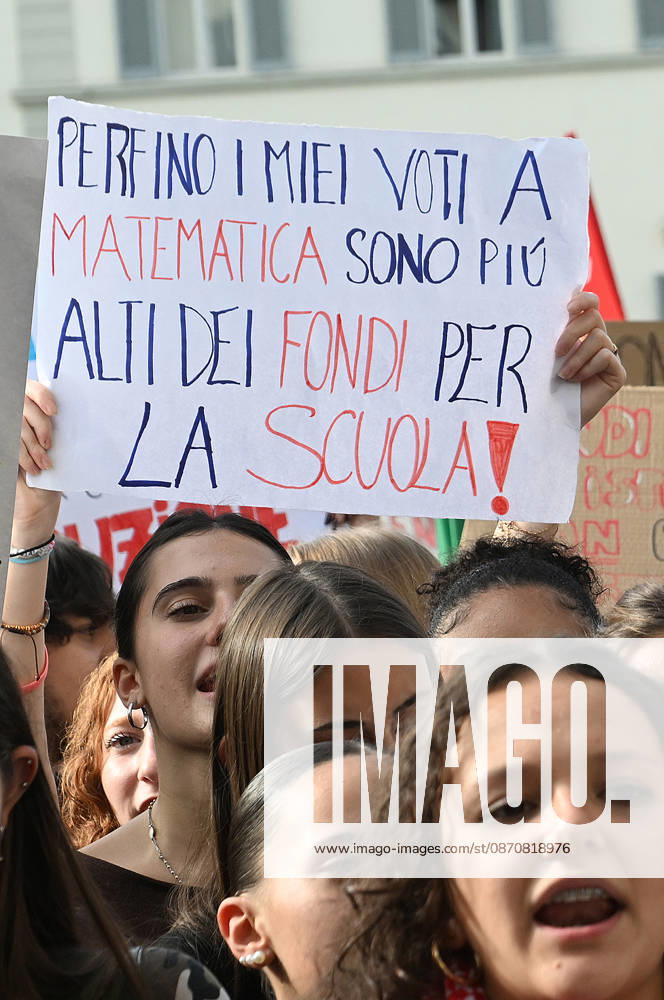 Students protest against the Minister of Education and his school policies, Florence, October 26, 2026 Florence Italy - ZUMAa289 20261026_zia_a289_164