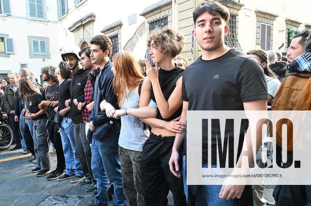 Students protest against the Minister of Education and his school policies, Florence, October 26, 2026 Florence Italy - ZUMAa289 20261026_zia_a289_191
