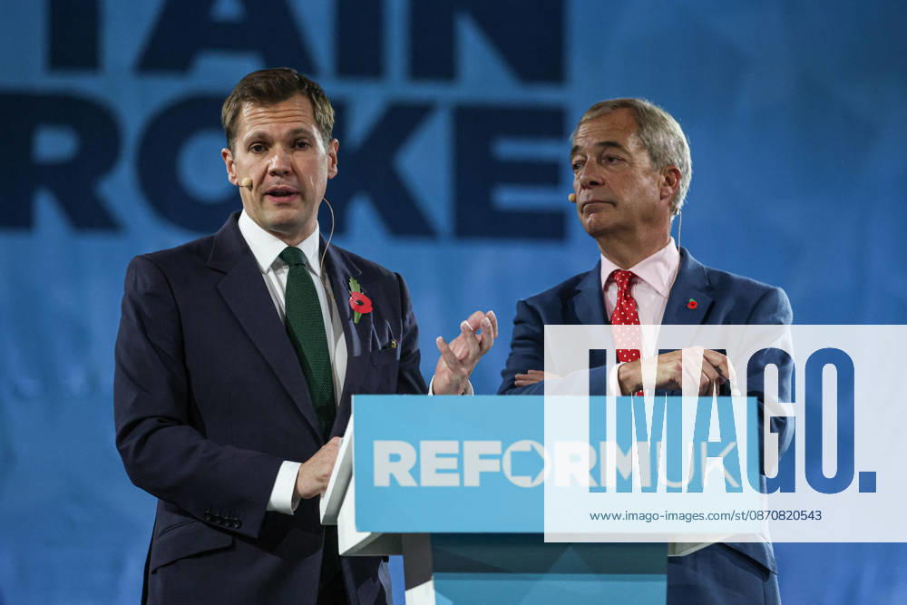 Reform UK leader Nigel Farage and Robert Jenrick present economic rescue plan in London LONDON, UNITED KINGDOM - OCTOBER 26: Leader of Reform UK Nigel Farage and the party s Treasury Spokesperson Robert Jenrick answer questions from journalists during a press conference to launch their party s economic rescue plan ahead of the government s budget announcement, at The Lindley Hall in London, United Kingdom on October 26, 2026. Zeynep Demir Anadolu London United Kingdom. Editorial use only. Please get in touch for any other usage.