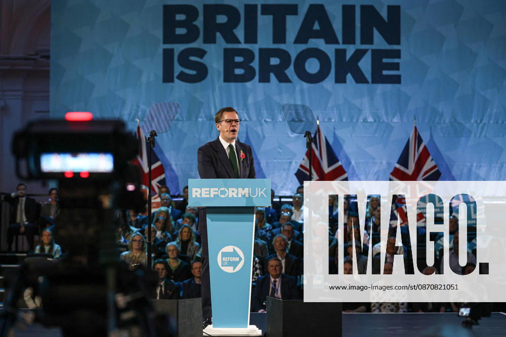 Reform UK Treasury Spokesperson Robert Jenrick unveils party s economic rescue plan in London LONDON, UNITED KINGDOM - OCTOBER 26: Reform UK Treasury Spokesperson Robert Jenrick unveils his party s economic rescue plan during a press conference held ahead of the government s budget announcement, at The Lindley Hall in London, United Kingdom on October 26, 2026. Zeynep Demir Anadolu London United Kingdom. Editorial use only. Please get in touch for any other usage.