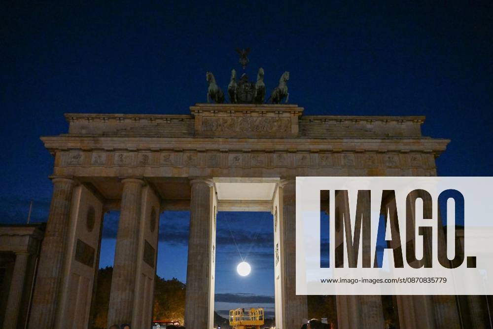 New Lighting for the Brandenburg Gate ** FOR ** **New Lighting for the Brandenburg Gate, Berlin’s most famous landmark is getting a nighttime makeover; the usual lighting will be turned off and the moonlight —a glowing sphere in the central archway—will be turned on, photographed on
