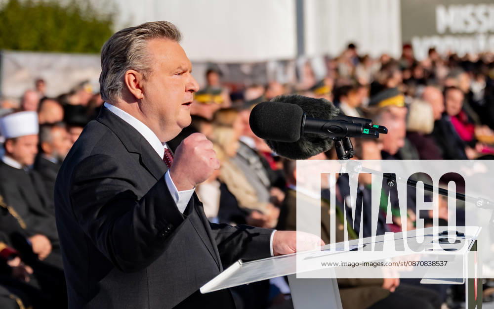 Official celebrations for Austria’s National Day 2026 Oath-taking ceremony during the official celebrations for National Day 2026 at Heldenplatz in Vienna, Austria. The photo shows Michael Ludwig, SPÖ Mayor of Vienna and Governor of Vienna, at Heldenplatz in Vienna, Austria.