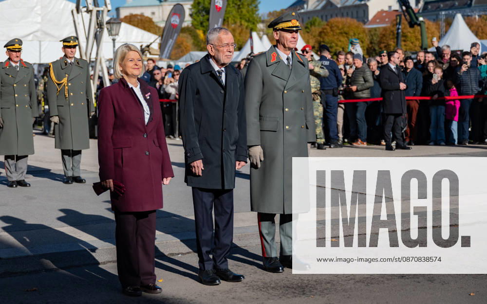 Official celebrations for Austria’s National Day 2026 Wreath-laying ceremony during the official celebrations on National Day 2026 at the outer castle gate on Vienna’s Heldenplatz, Austria. The photo shows ÖVP Federal Minister of Defense
