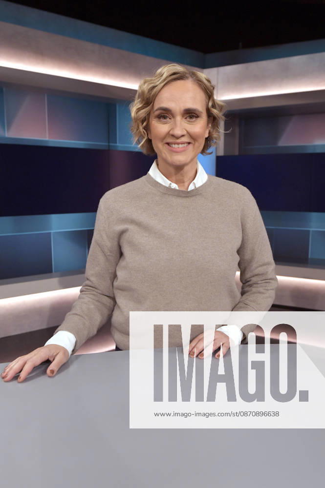 Caren Miosga on the ARD talk show *Hart aber fair* at the Adlershof Studio in Berlin, October 26, 2026 Foto:xM.xBehrensx xFuturexImagex hart_fair2610_6028