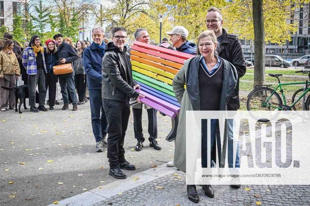 Berliner Ensemble Installs Rainbow Bench ** ** **At the initiative of the Berliner Ensemble, several Berlin cultural institutions—including the