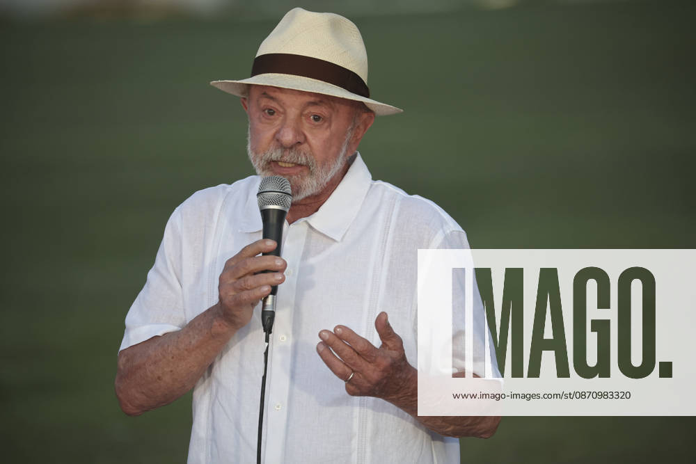 Supporters of Brazilian President Lula celebrate his 81st birthday in Brasilia BRASILIA, BRAZIL - OCTOBER 27: Brazilian President Luiz Inacio Lula da Silva, the Workers Party (PT) candidate who won the presidential runoff election on Sunday, celebrates his 81st birthday, in Brasilia, Brazil, October 27, 2026. Mateus Bonomi Anadolu Brasilia Brazil. Editorial use only. Please get in touch for any other usage.