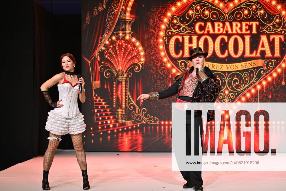 Salon du Chocolat - Paris A model wears a chocolate creation by artisan chocolatier Thierry Court, designed in collaboration with Anna Gerones, brand experience manager at Le Carré de 5, during the Chocolate Musical Show at the 31st Salon du Chocolat et de la Pâtisserie – Chocolate Fair at Parc des Expositions Porte de Versailles on October 27, 2026, in Paris, France. Photo by Jana Call me J ABACAPRESS.COM Paris Ile de France France