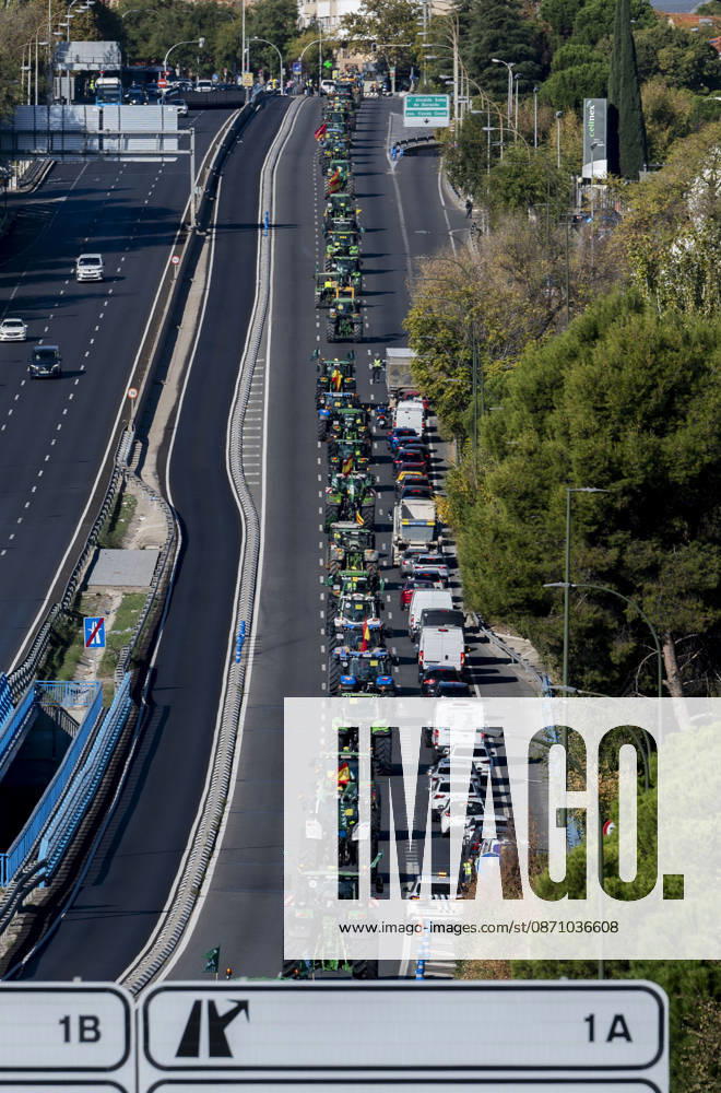 About 500 tractors take to the streets of Madrid to demand a profitable agricultural sector. Several tractors arrive in the capital on October 28, 2026, in Madrid, Spain. Nearly 500 tractors, accompanied by thousands of farmers and ranchers from all over Spain—called to action by Asaja, COAG, and Unión de Uniones, have taken to the streets of Madrid to demand urgent measures that guarantee the profitability of farms and the future of the countryside. October 28, 2026, Madrid, Spain