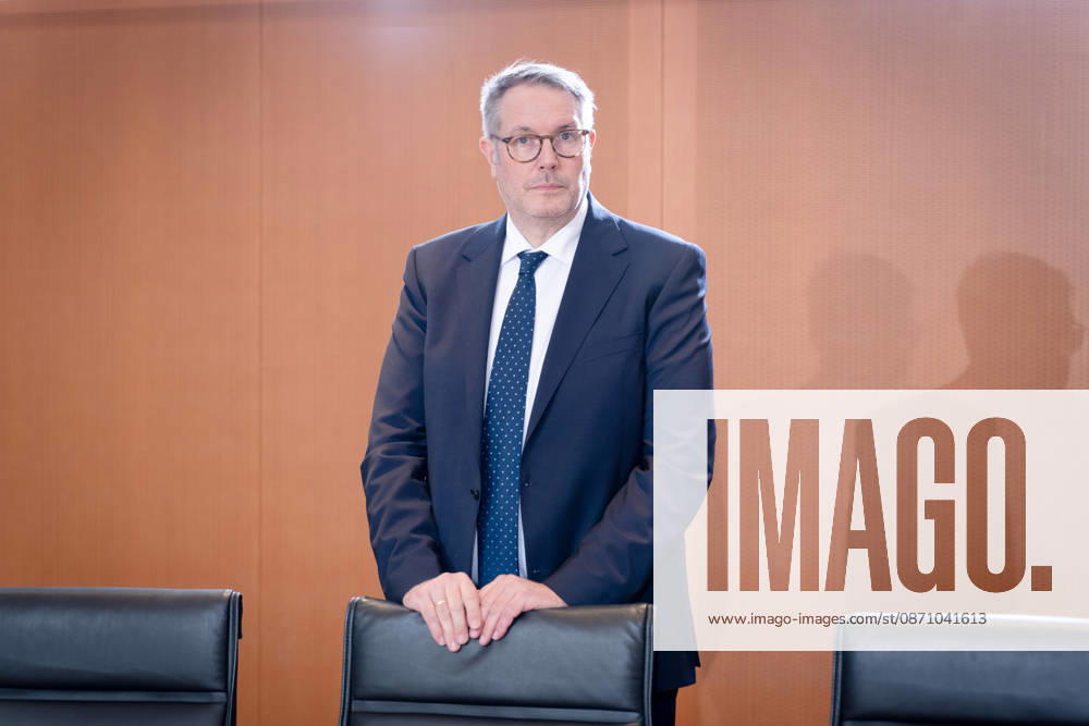 Cabinet meeting, Federal Government, Kickoff, Cabinet meeting, Federal Government, Alexander Schweitzer, Federal Minister of Labor, Berlin, Berlin, GER