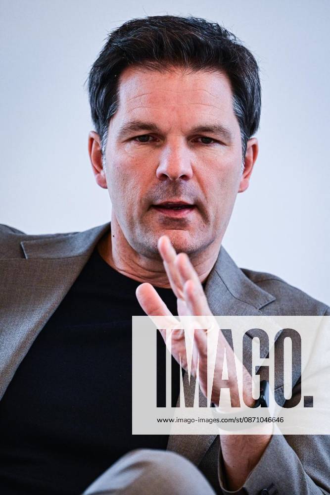 SPD Lead Candidate Steffen Krach ** ** **SPD Lead Candidate Steffen Krach r, photographed on October 28, 2026, in Berlin Berlin Berlin Berlin Copyright MaurizioxGambarini