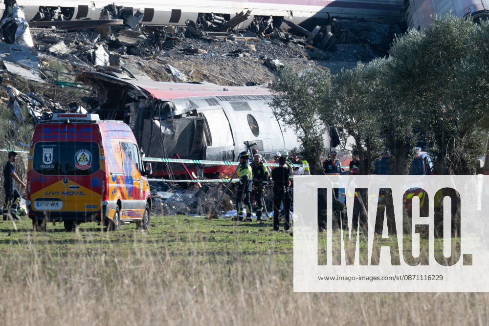 October 28, 2026, Urda, Toledo, Spain: October 28, 2026, Urda, Toledo, Spain: At least 68 people have died and dozens more were injured after two high-speed passenger trains collided near Urda station in the province of Toledo on Wednesday morning, regional authorities confirmed. The catastrophe occurred at approximately 08:53 AM when a state-owned Renfe AVE train struck the rear of a stationary train operated by private carrier Iryo. More than 500 passengers were on board both convoys, which were traveling along the Madrid-Andalusia high-speed corridor. Spanish Transport Minister ü scar Puente stated that the collision followed a safety system failure, after which an inexplicable order was issued - ZUMAd308 20261028_zsp_d308_174