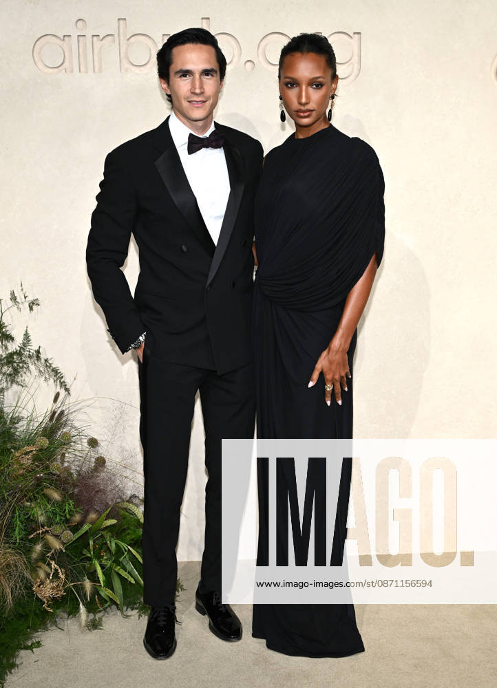 Airbnb.org Gala Juan David Borrero and Jasmine Tookes arriving to the airbnb.org Gala 2026 held at Milk Studios on October 28, 2026 in Hollywood, CA. Hollywood Milk Studios California USA