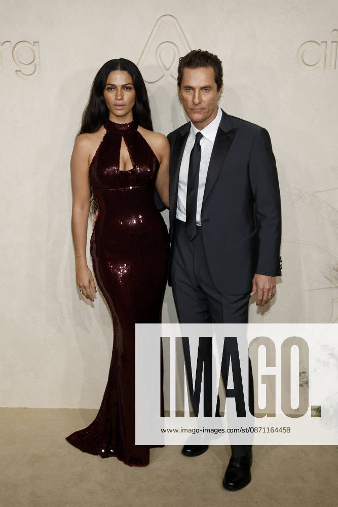 Camila Alves, left, and Matthew McConaughey, right, attend Airbnb.org s first ever gala at Milk Studios in Los Angeles on Wednesday, October 28, 2026. Airbnb.org is a global nonprofit that provides free emergency housing to people affected by disasters, illnesses, or other times of crisis. LAP20261028159 CAROLINExBREHMAN
