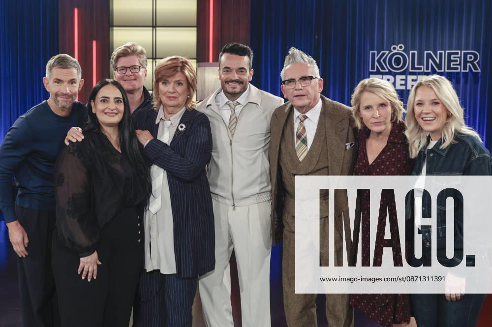 Micky Beisenherz, Gamze Kubasik, Mr. Schröder, Christine Westermann, Giovanni Zarrella, Götz Alsmann, Susan Link, and Miriam Neureuther during the taping of the WDR talk show *Kölner Treff* at WDR Studio BS 3 in Cologne, October 29, 2026 Foto:xR.xSchmiegeltx xFuturexImagex koelner_treff2910_6003