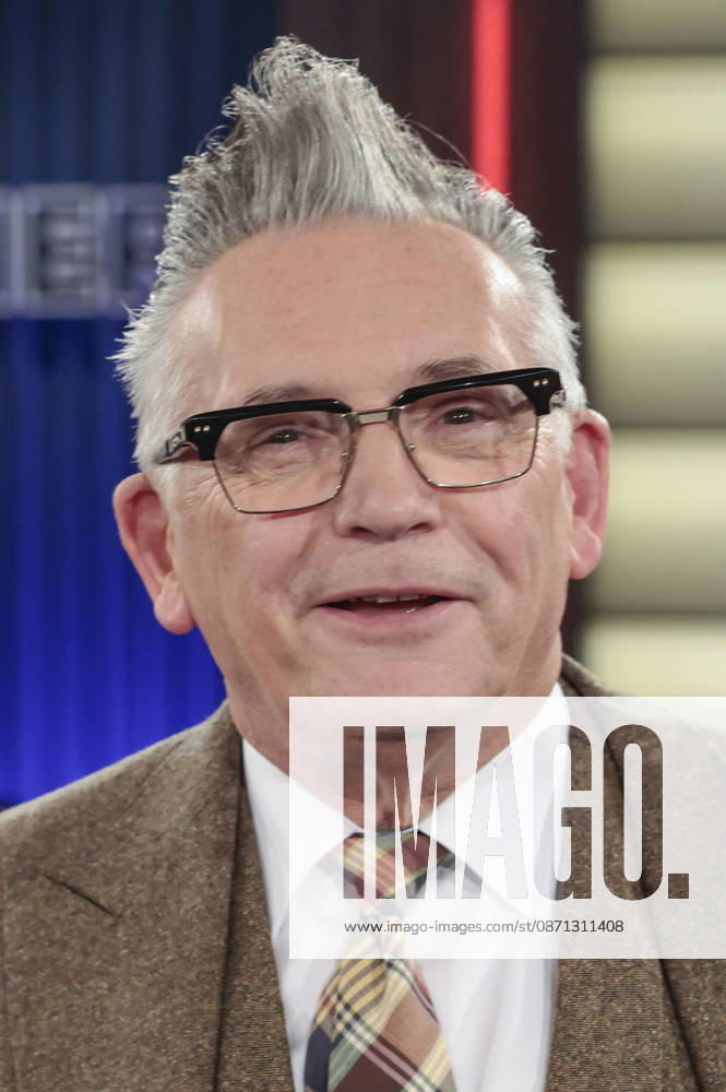Götz Alsmann during the taping of the WDR talk show Kölner Treff at WDR Studio BS 3 in Cologne, October 29, 2026 Foto:xR.xSchmiegeltx xFuturexImagex koelner_treff2910_6011