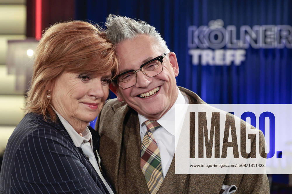 Christine Westermann and Götz Alsmann during the taping of the WDR talk show *Kölner Treff* at WDR Studio BS 3 in Cologne, October 29, 2026 Foto:xR.xSchmiegeltx xFuturexImagex koelner_treff2910_6018