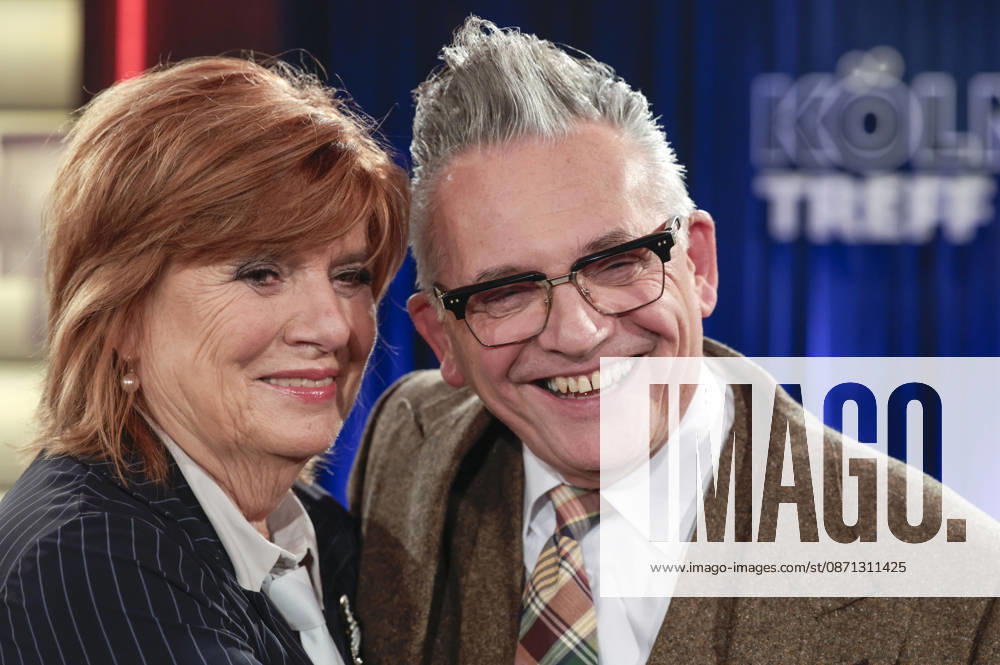Christine Westermann and Götz Alsmann during the taping of the WDR talk show *Kölner Treff* at WDR Studio BS 3 in Cologne, October 29, 2026 Foto:xR.xSchmiegeltx xFuturexImagex koelner_treff2910_6019