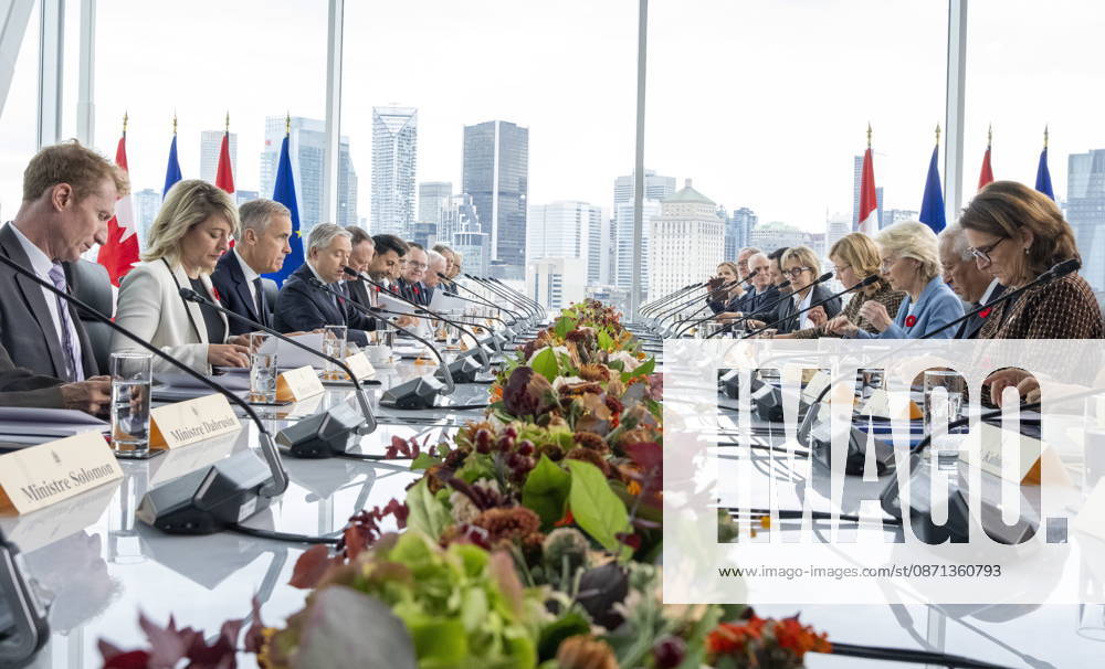 Prime Minister Mark Carney, third from left and European Commission President Ursula von der Leyen, third from right attend an expanded meeting with Canadian and European Union delegates during the EU-Canada summit in Montreal on Friday, Oct. 30, 2026. Montreal CANADA - ZUMAc35_ 20261030_zaf_c35_022
