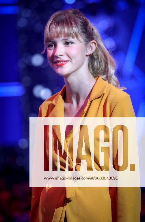 Belgian singer Angele pictured during the fourth edition of the D6bels Music Awards for artists of Federation Wallonie-Bruxelles, Friday 25 January 2019. VIRGINIExLEFOUR 05516892
