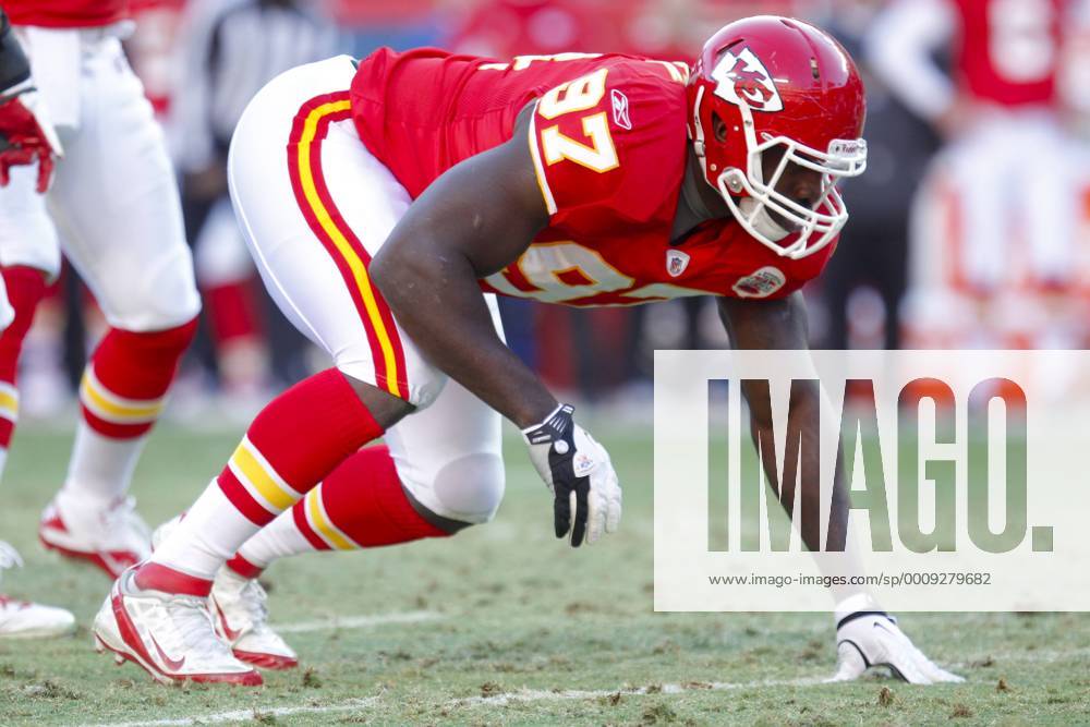Allen Bailey 97 in action during the NFL American Football Herren USA game between the Oakland Raiders and the Kansas City Chiefs at Arrowhead Stadium in Kansas City MO NFL American Football Herren USA 2011: Oakland vs Chiefs DEC 24 - ZUMAc04