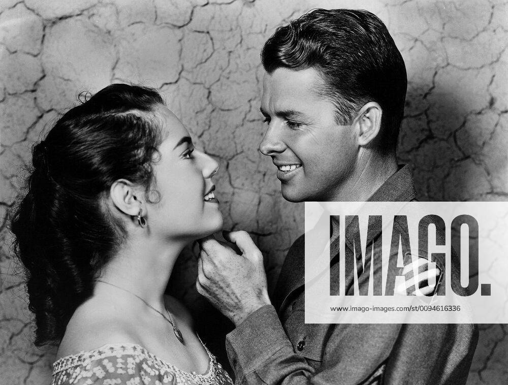 Susan Kohner & Audie Murphy Characters: Maria & Audie Murphy Film: To Hell And Back (USA 1955) Director: Jesse Hibbs 17 August 1955