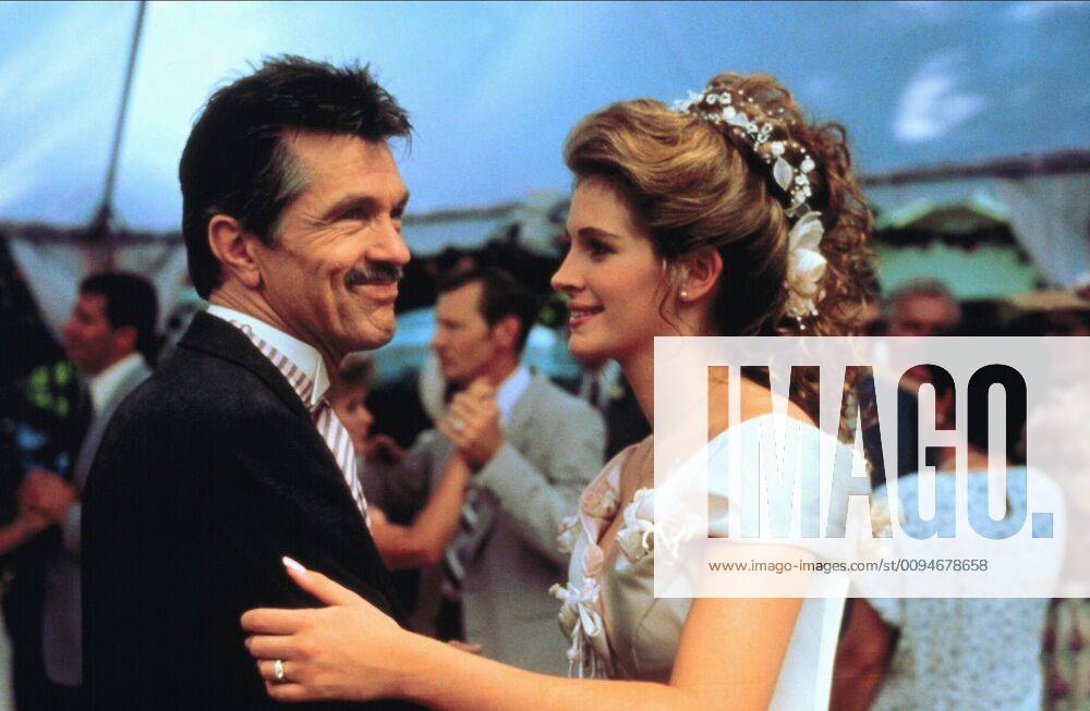 Tom Skerritt & Julia Roberts Characters: Drum Eatenton & Shelby Eatenton Latcherie Film: Steel Magnolias (USA 1989) Director: Herbert Ross 05 November 1989