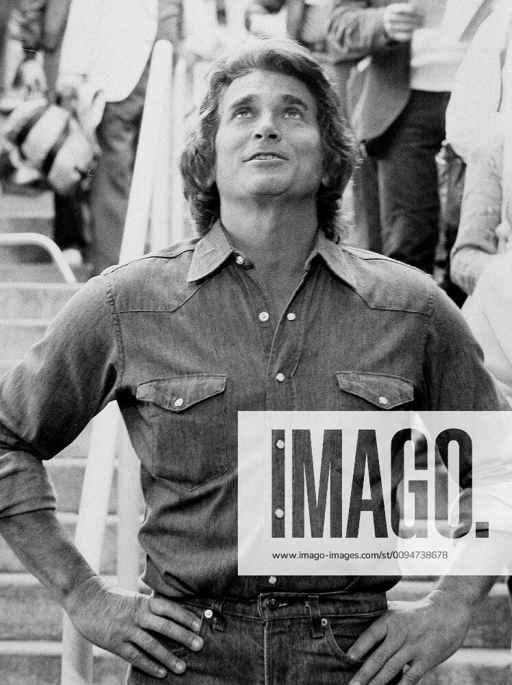 Michael Landon Characters: Jonathan Smith Television: Highway To Heaven (1984) Director: William F. Claxton 19 September 1984