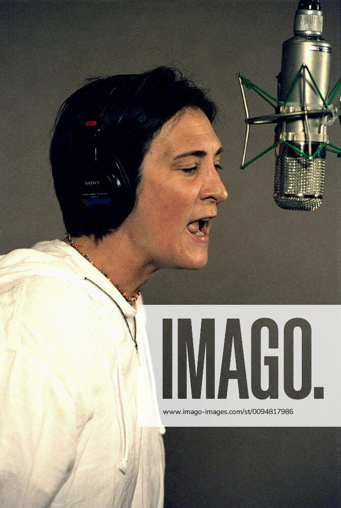 K.D. Lang Film: Home On The Range (2004) 21 March 2004