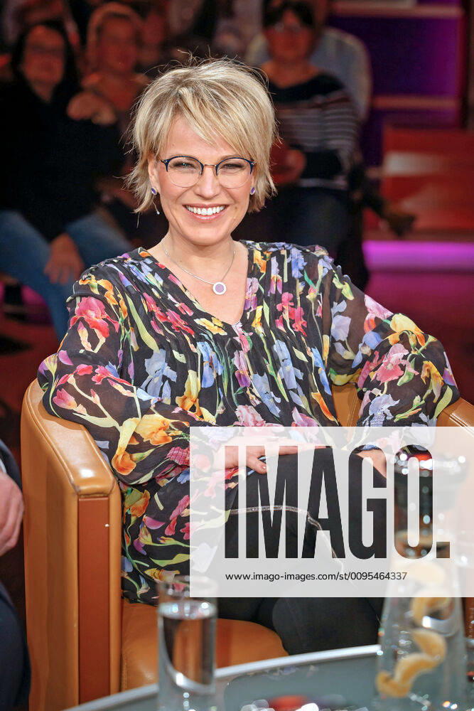 MDR Riverboat presenter Andrea Ballschuh on the occasion of the recording of the MDR talk show Riverboat on 06 12 2019 in Studio 3 of the Mediacity Leipzig 20191206SFL0046