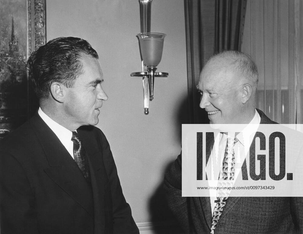 President Eisenhower and Vice President Nixon during the 1956 Presidential Campaign. They discussed Nixon s extensive campaign tour. - (BSLOC_2014_16_127) For usage credit please use; PUBLICATIONXNOTxINxCANxCHNxFRAxITAxJPNxNORxPOLxRUSxESPxUKxUSA