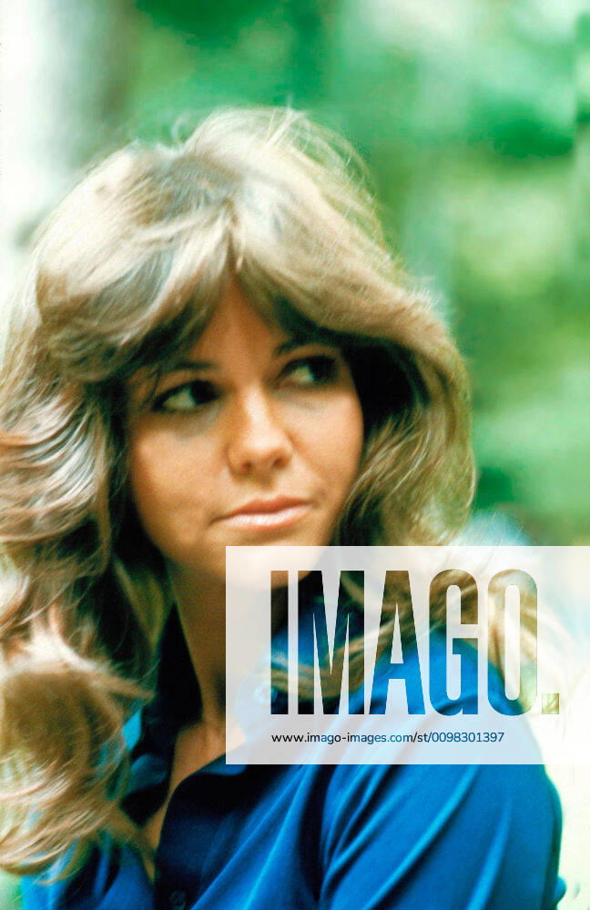SMOKEY AND THE BANDIT, Sally Field, 1977 Courtesy Everett Collection !ACHTUNG AUFNAHMEDATUM GESCHÃ„TZT! PUBLICATIONXNOTxINxCANxCHNxFRAxITAxJPNxNORxPOLxRUSxESPxUKxUSA
