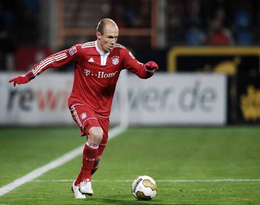 Fußball Bundesliga, 16. Spieltag, 12.12.2009, VfL Bochum - FC Bayern München 1:5; Arjen ROBBEN ( Bayern München)