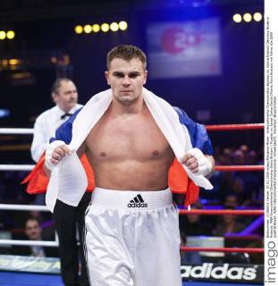 Intercontinental Championship Boytsov vs. Garcia Rostock Germany Boxen in Rostock; WBA Intercontinental Championship Denis Boytsov ( Russia) vs. Israel Carlos Garcia (Puerto Rico) Boytsov mit Fahne