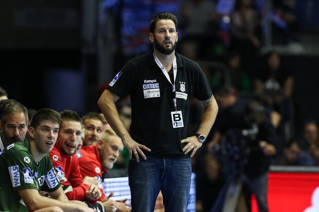 Trainer Bennet Wiegert (SC Magdeburg) - Handball Bundesliga Saison 2017-2018 Punktspiel SC Magdeburg vs. TSV GWD Minden in der GETEC Arena in Magdeburg - Deutschland, Handball, Mann, Maenner,24.09.2017