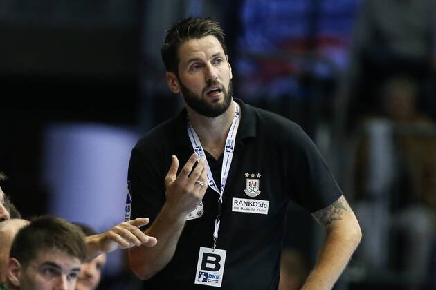 Trainer Bennet Wiegert (SC Magdeburg) - Handball Bundesliga Saison 2017-2018 Punktspiel SC Magdeburg vs. TSV GWD Minden in der GETEC Arena in Magdeburg - Deutschland, Handball, Mann, Maenner,24.09.2017