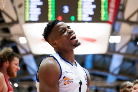 easycredit Basketball Bundesliga Matchday 15 on 5 1 2019 Season 2018 2019 Science City Jena vs. Giessen 46ers Ikenna Ike Iroegbu Jena disappoints Portrait Sparkassen Arena Jena