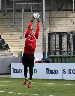 09 02 2019 xmgoodx Frankfurt am Main PSD Bank Arena Bornheimer Hang Regionalliga South Season 2018 2019 FSV Frankfurt vs Viktoria Aschaffenburg Goalkeeper Aulbach Marco 33 FSV Frankfurt Test match