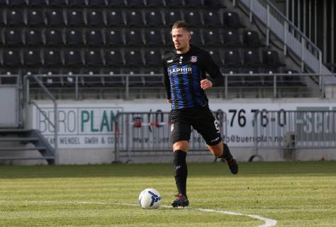 09 02 2019 xmgoodx Frankfurt am Main PSD Bank Arena on Bornheimer Hang Regionalliga South Season 2018 2019 FSV Frankfurt vs. Viktoria Aschaffenburg Fabian Burdenski 6 FSV Frankfurt test match